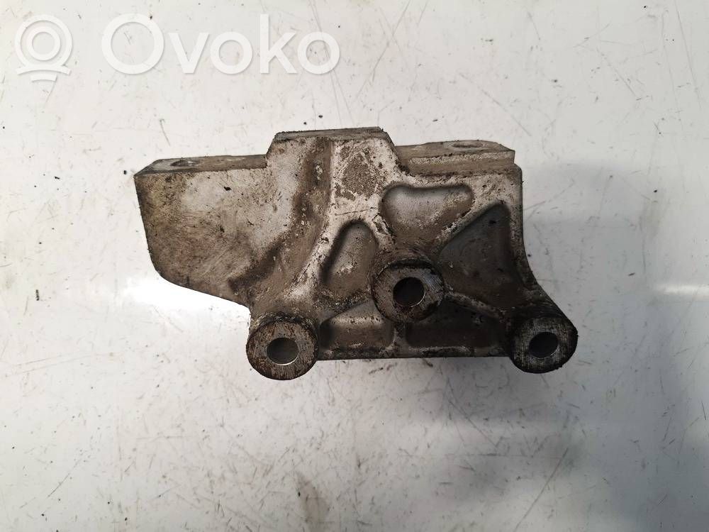 Chrysler Voyager Suport motor 