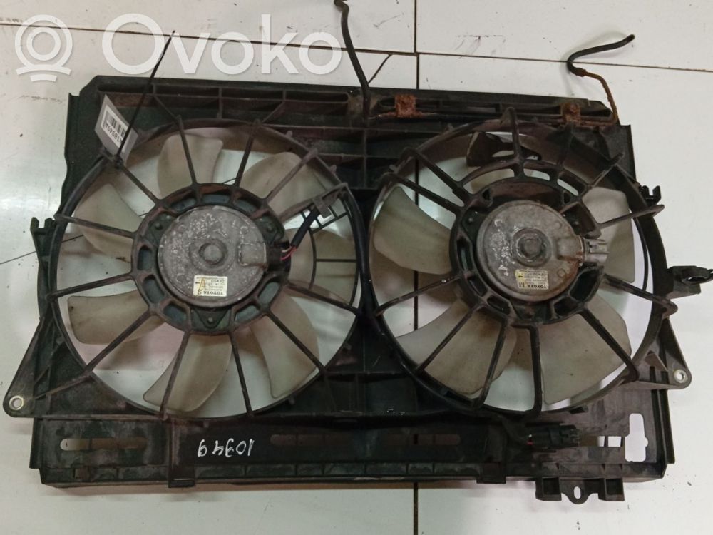 Toyota Corolla Verso AR10 Suport ventilator radiator 