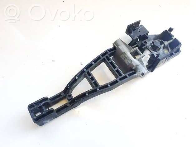 Ford Kuga I Manecilla externa puerta delantera 