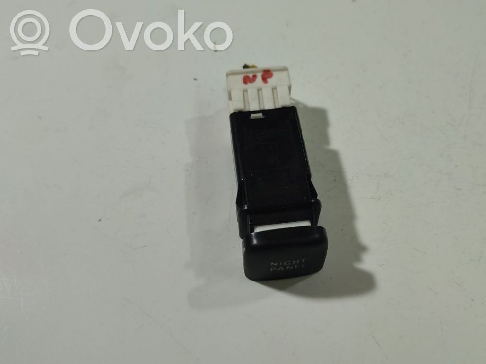 Saab 9-5 Otros interruptores/perillas/selectores 