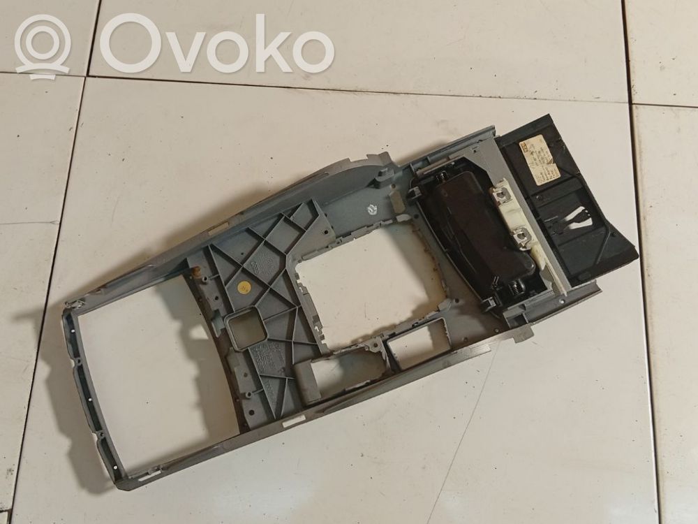 Otros repuestos del interior   4F1864261,4F1864261,P0103820,T0021886