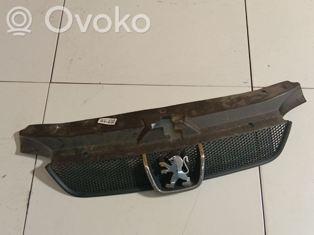 Peugeot 406 Griglia anteriore 