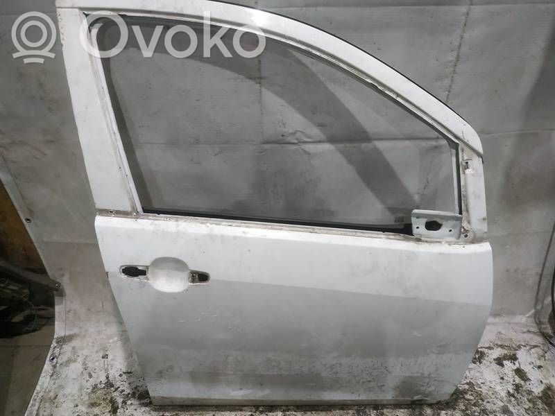 Opel Agila B Porte avant
