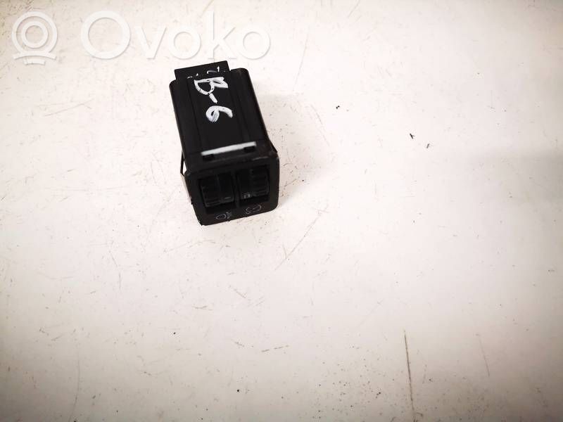 Volkswagen PASSAT B6 Comutator control nivel faruri