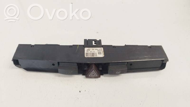 Botón interruptor de luz de peligro   13100105,13100105,0320,03758075,13100105,13100105XF