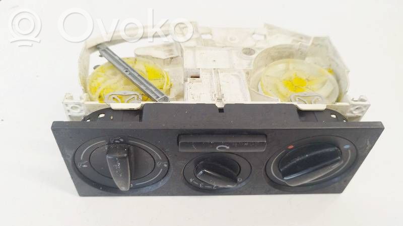 Volkswagen Golf IV Unitate control climatizare 