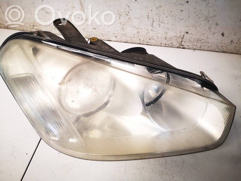 Ford C-MAX I Faro/fanale 