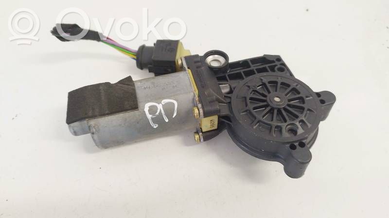 Volvo V70 Motorino alzacristalli della portiera anteriore