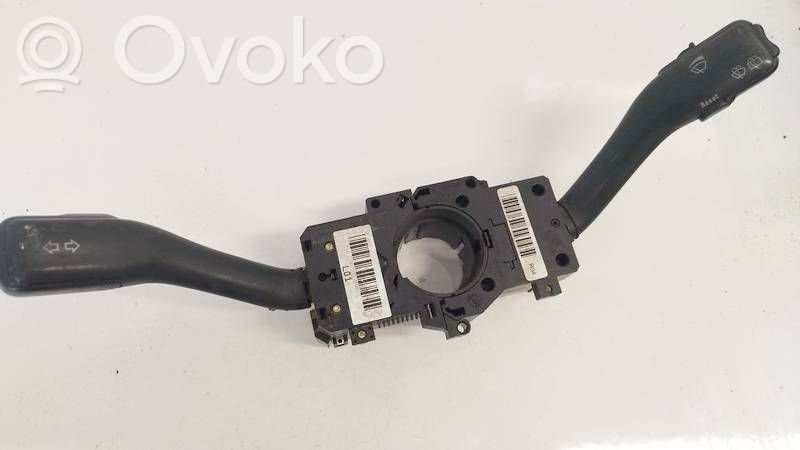 Volkswagen Golf IV Manetka / Przełącznik kierunkowskazów wycieraczek 