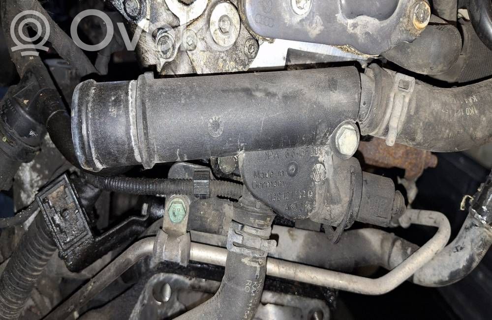 Volkswagen PASSAT B6 Conductă/furtun lichid de răcire motor 