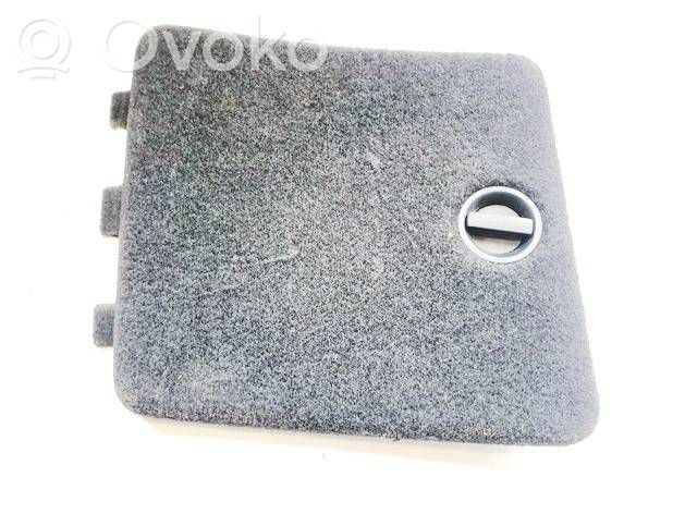 Volkswagen PASSAT B6 Altro elemento di rivestimento bagagliaio/baule