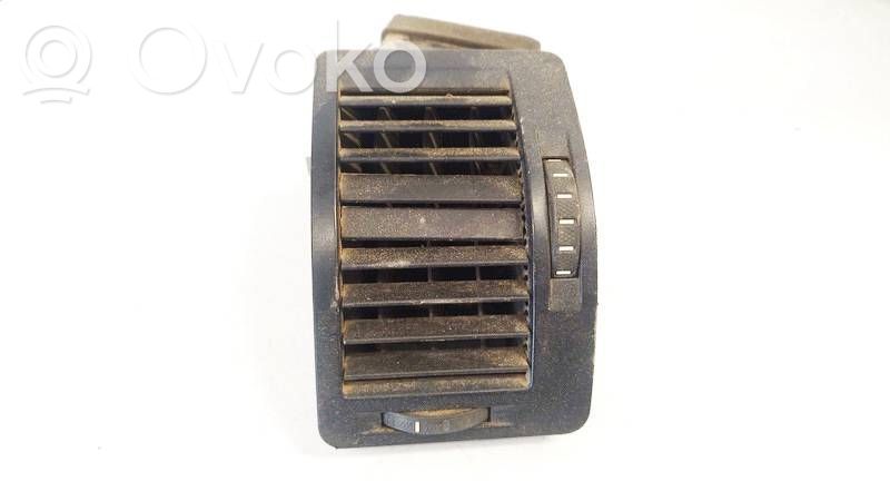 Skoda Octavia Mk2 (1Z) Griglia di ventilazione centrale cruscotto