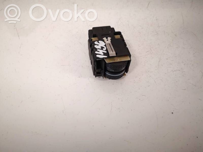Volkswagen Golf IV Comutator control nivel faruri 