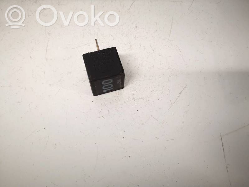 Muu rele   7M0951253A,7M0951253A,7M0951253A,95VW10K705CA,V23136J6X45