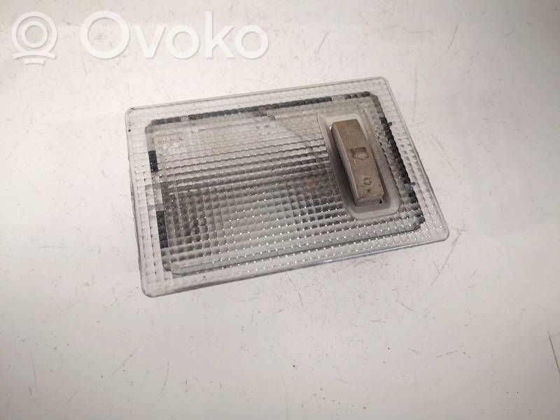 Opel Corsa D Takaistuimen valo 
