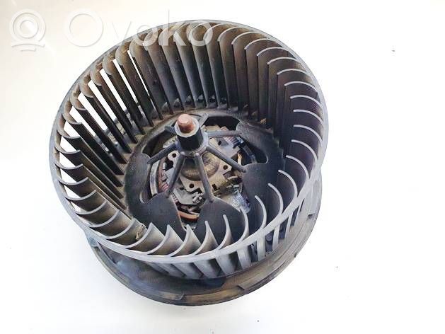 Volkswagen PASSAT B6 Ventilator aerotermă