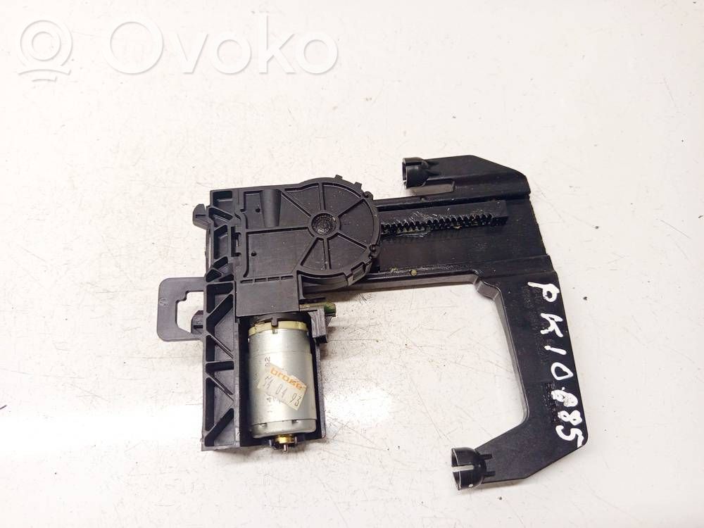 Mercedes-Benz CLS C219 Motorino di regolazione del sedile 