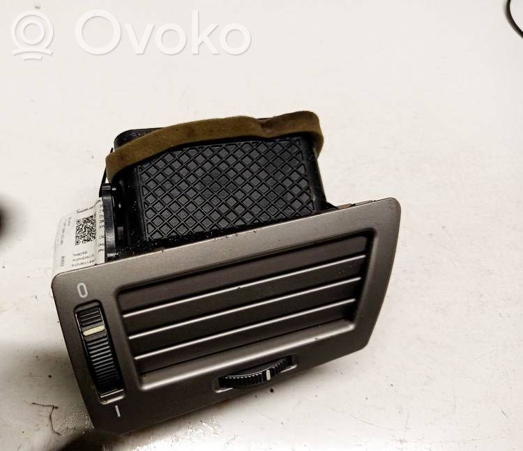 Grille d'aération centrale   64226911242,64226911242