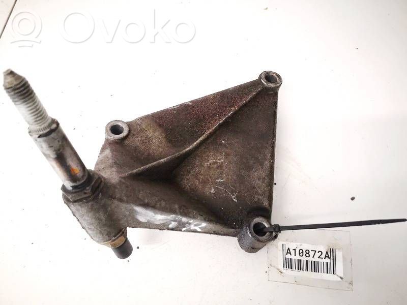 Engine mounting bracket   7700832251,7700832251