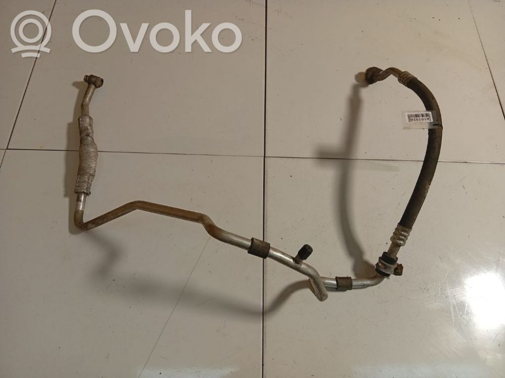 Ilmastointilaitteen putki (A/C)   3C0820743B,3C0820743B,3C0820743B