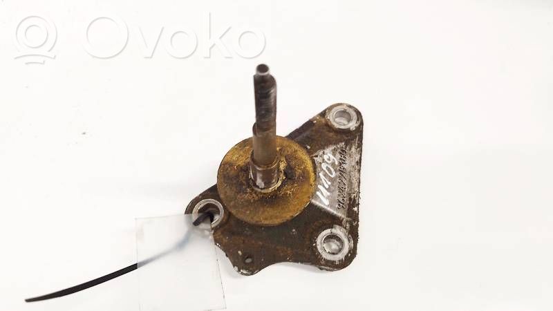 Peugeot 406 Halterung Lager Motor 