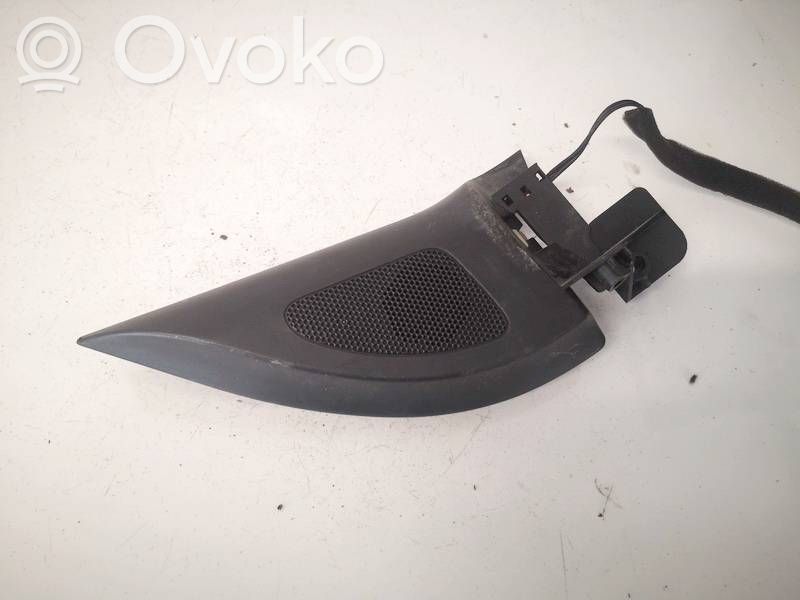 Volkswagen Golf V Haut-parleur de porte avant 