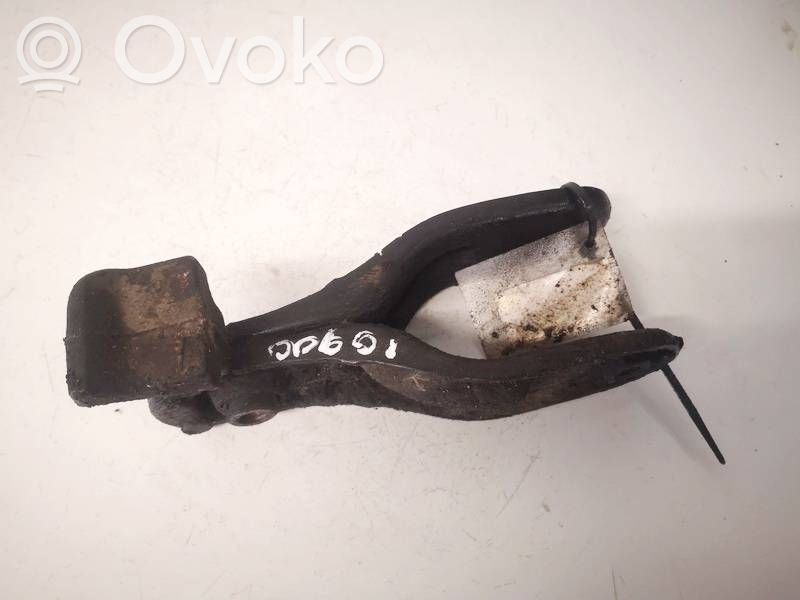 Engine mount bracket   A000500,914735905,A000500