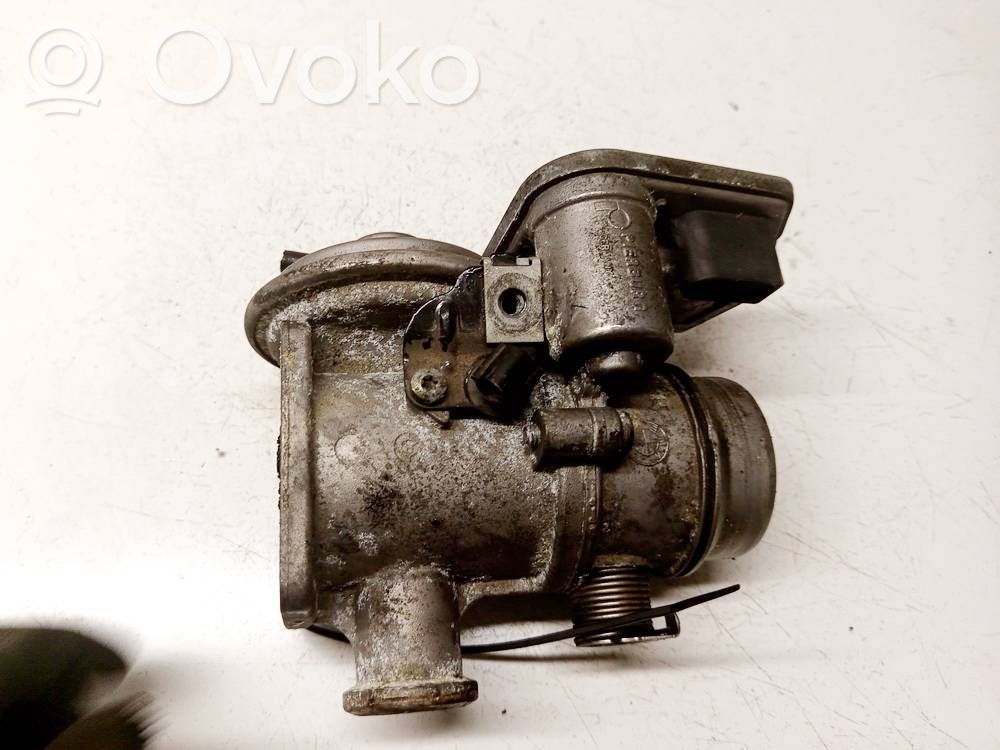 BMW 5 E60 E61 EGR valve 