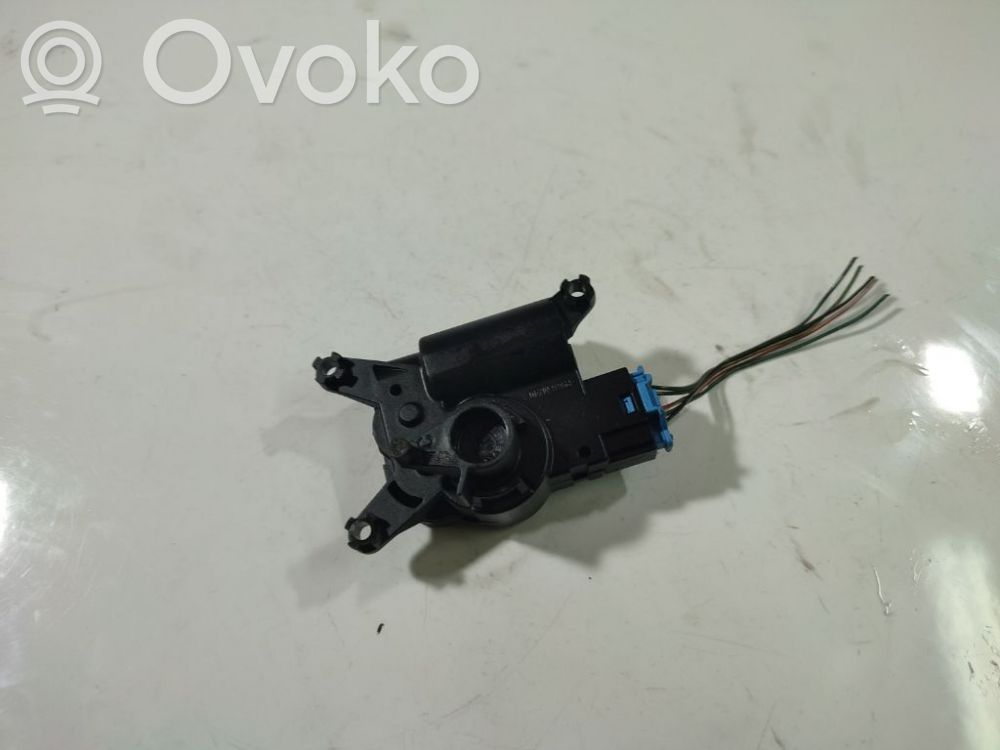 Audi Q7 4L Silniczek nagrzewnicy 