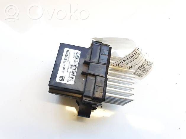 Opel Astra J Rezystor / Opornik dmuchawy nawiewu 