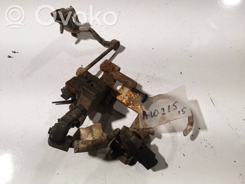 Palanca del sensor de altura delantero