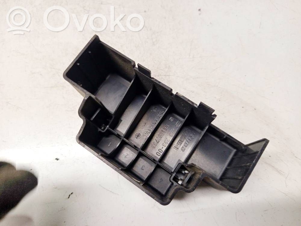 Opel Astra H Coperchio scatola dei fusibili 