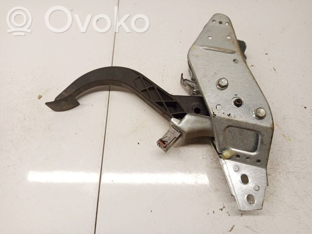 Pedal de embrague   28870,10883,28870,90539237