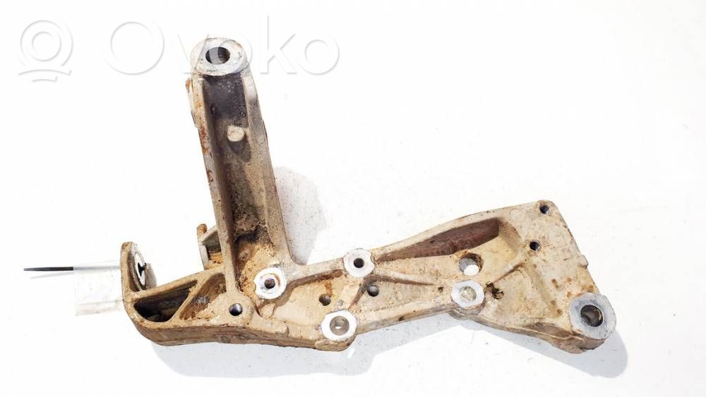 Volkswagen Golf V Braccio di controllo sospensione anteriore inferiore/braccio oscillante