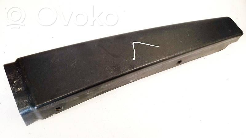 Seat Leon (1P) Moulure de vitre de la porte avant 
