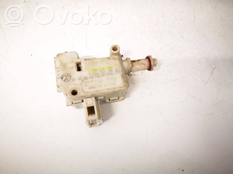 Volkswagen PASSAT B5 Motor închidere centralizată
