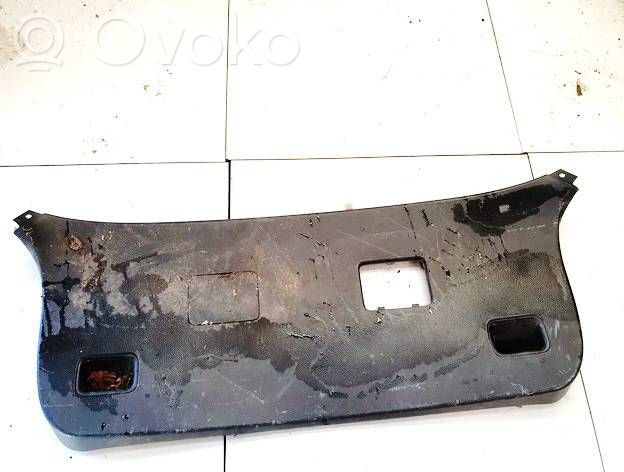 Toyota Corolla E120 E130 Inne elementy wykończenia bagażnika 