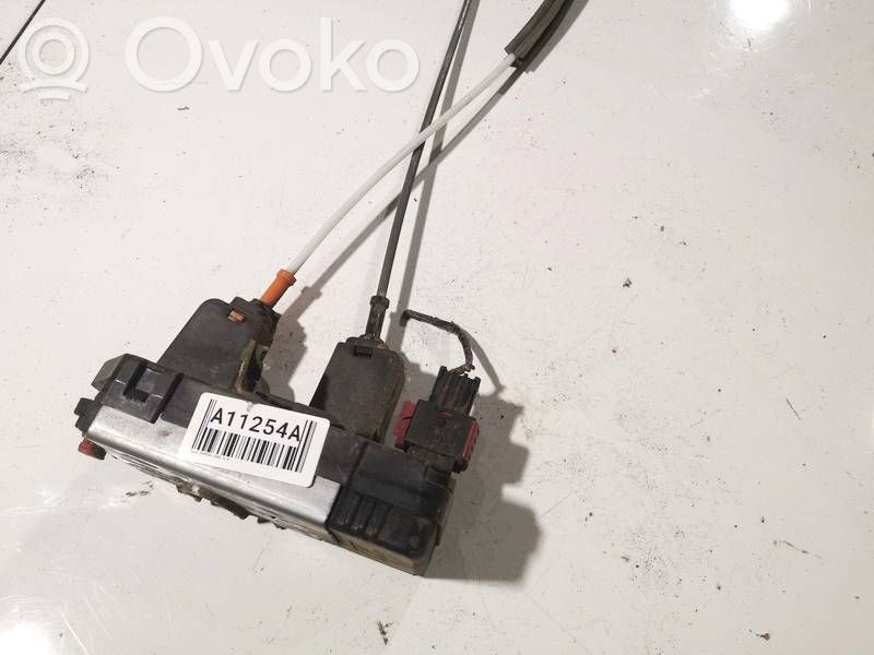 Opel Zafira A Încuietoare ușă spate 