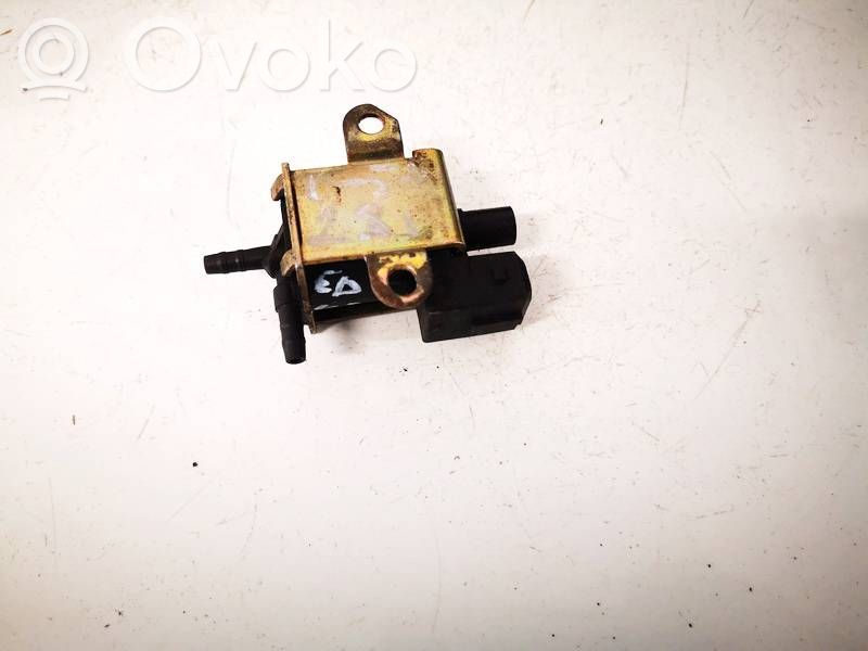 Audi A6 S6 C5 4B Solenoid supapă turbosuflantă 