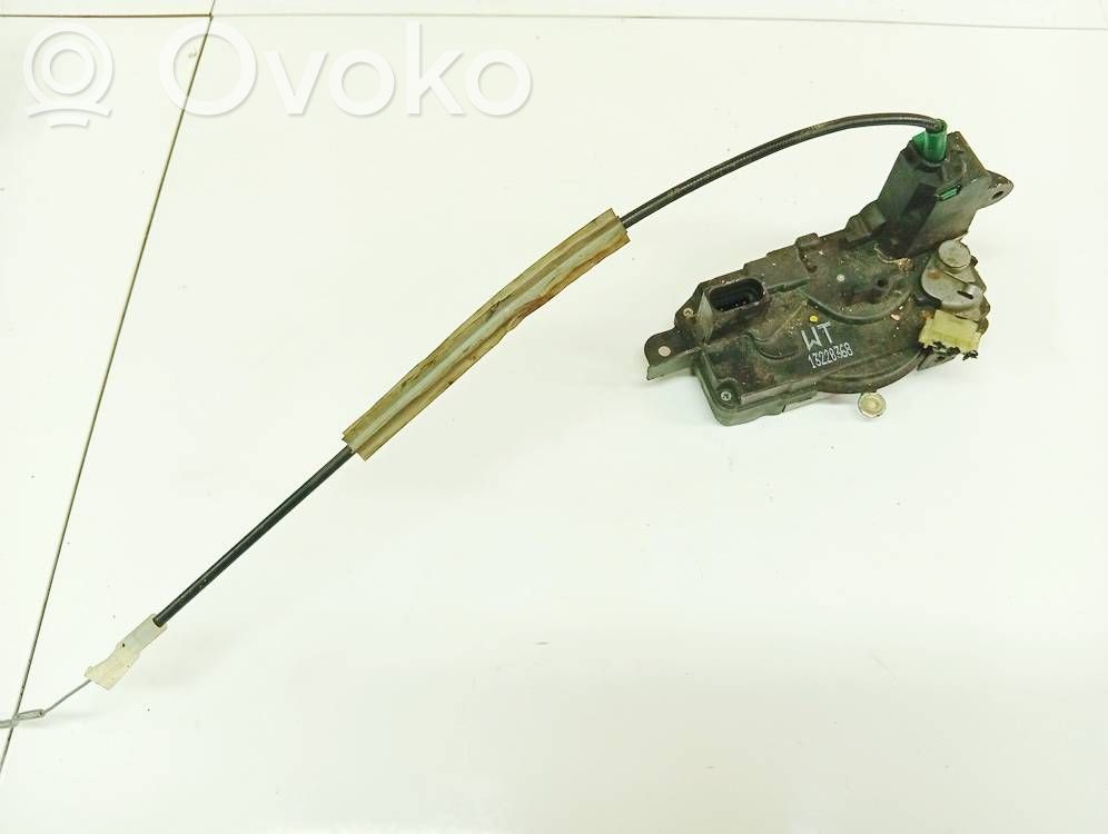 Opel Astra H Etuoven lukko 