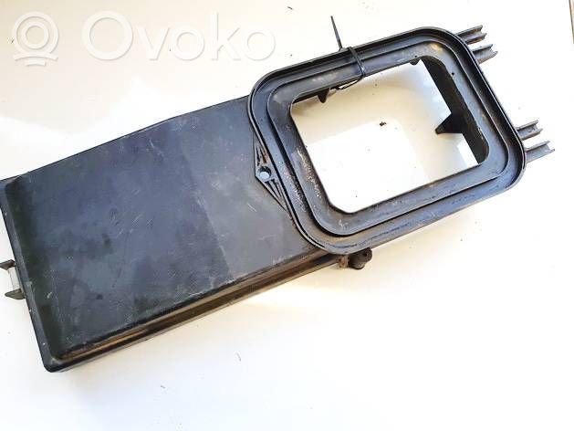 Volkswagen PASSAT B5 Inne części karoserii 