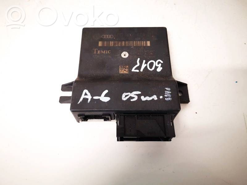 Sonstige Steuergeräte / Module   4F0907468D,4F0907468D,4F0907468D,4F0910468A