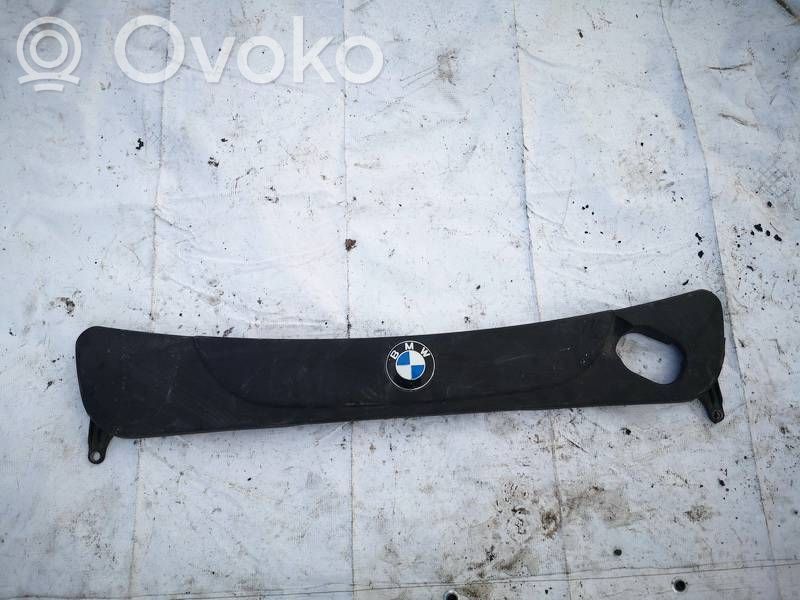 BMW 5 E60 E61 Engine cover (trim) 