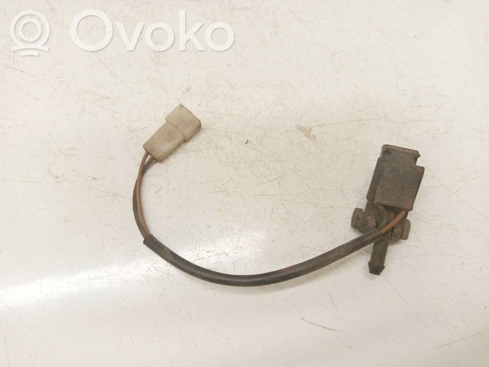 Volkswagen PASSAT B5 Buse de lave-glace