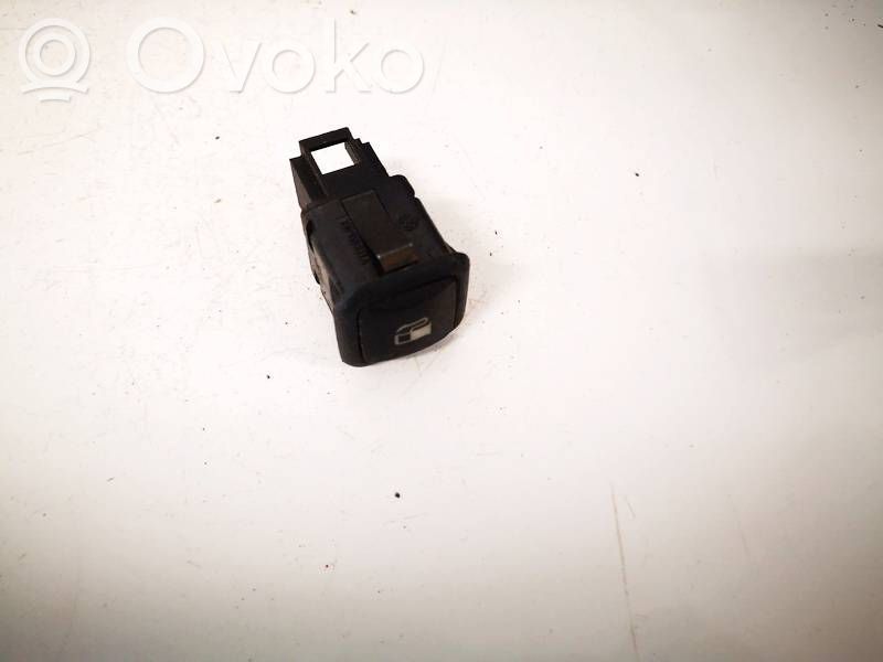 Volkswagen Golf IV Interruttore apertura sportello carburante