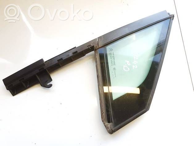 Citroen C5 Ventanilla de ventilación de la puerta delantera cuatro puertas