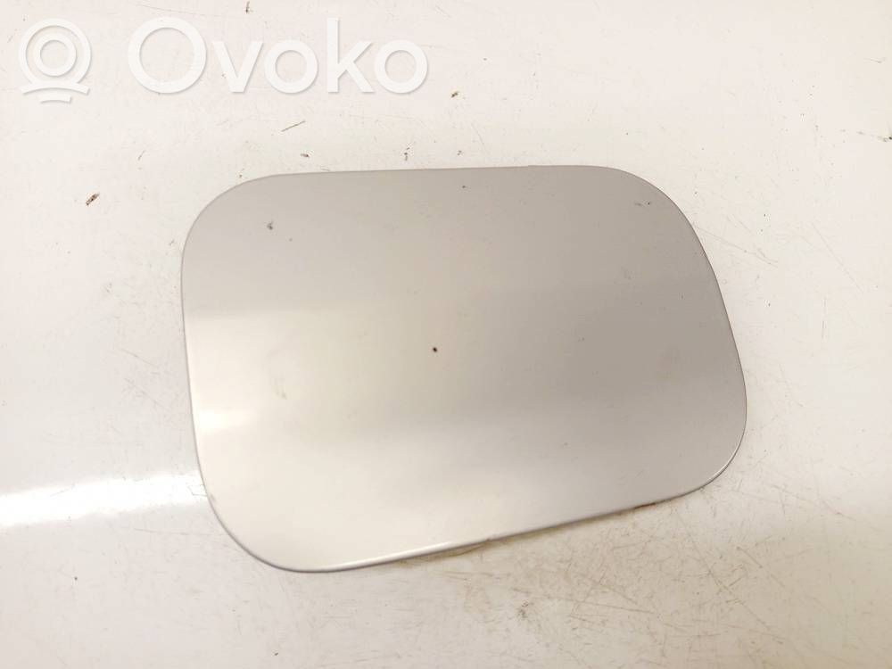 Volkswagen PASSAT B4 Klapka wlewu paliwa 