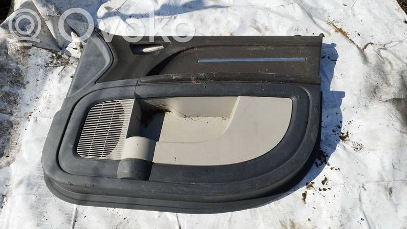 Dodge Journey Boczki / Poszycie drzwi przednich 