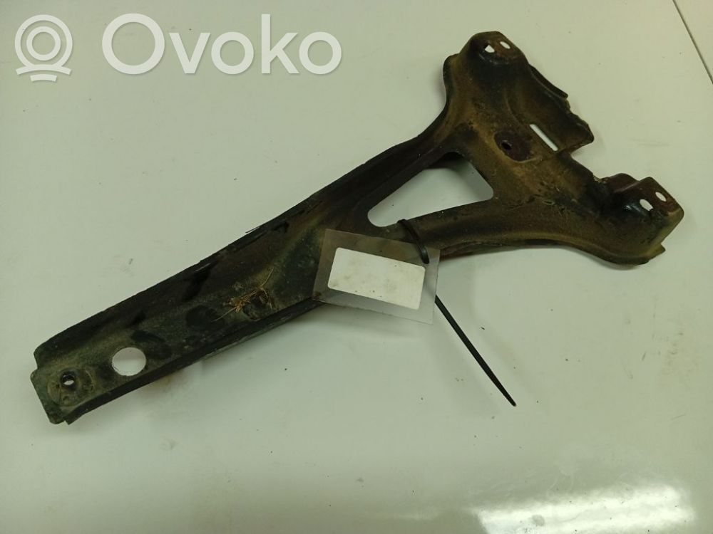 Volkswagen Golf IV Support de radiateur sur cadre face avant