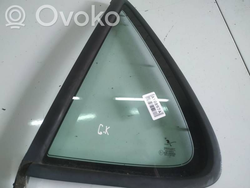Rear vent window glass   AS2,AS2